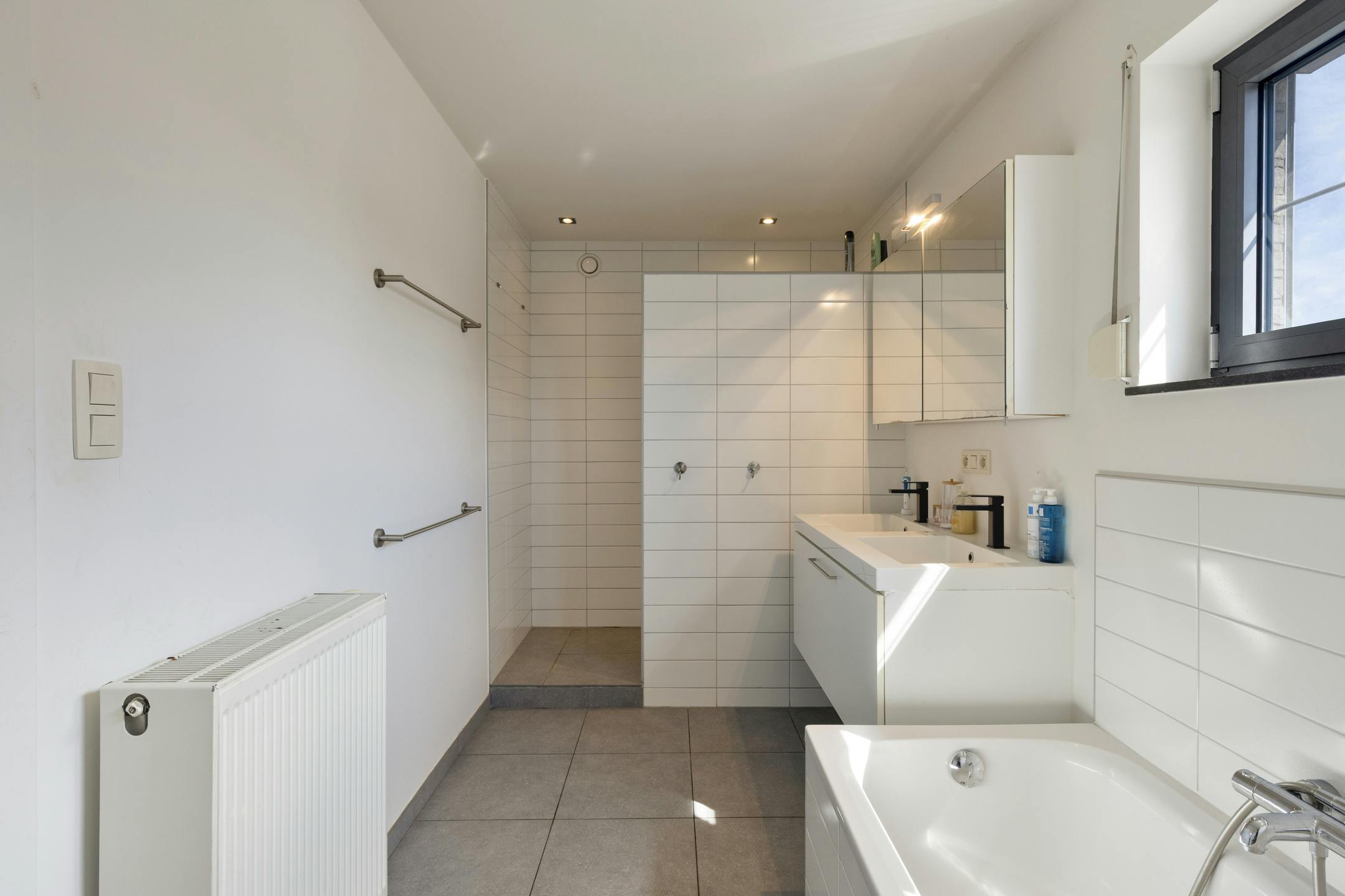 Energiezuinige woning met 6 slaapkamers te Sint-Katelijne-Waver foto 9
