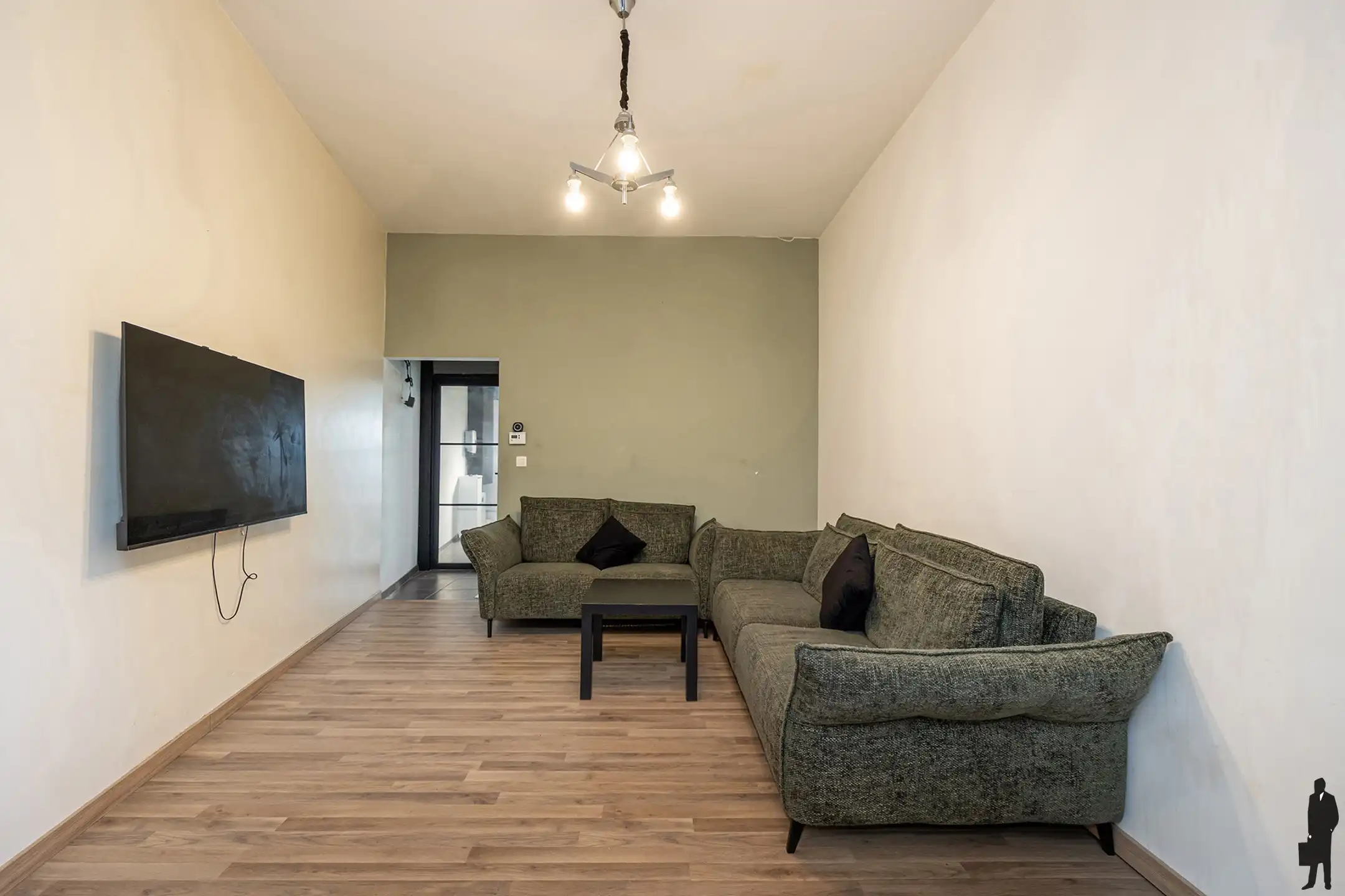 Gerenoveerde woning met garage & zonnige tuin in Steendorp foto 2