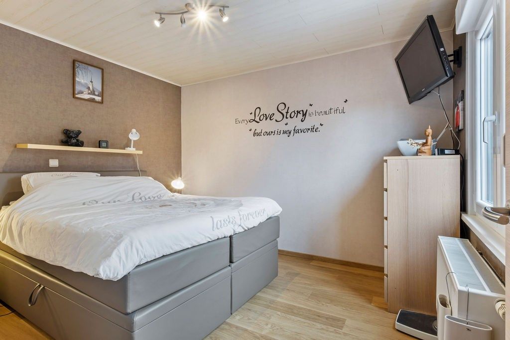 Knappe, instapklare woning te Lissewege foto 9