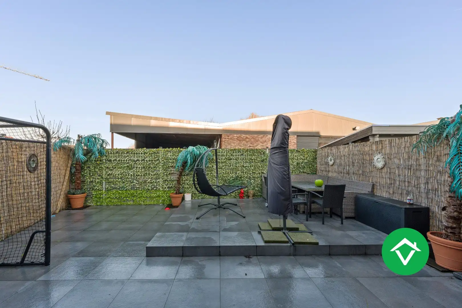 Instapklare nieuwbouwwoning met 5 slaapkamers en zonneterrassen op topligging in Eernegem foto 20