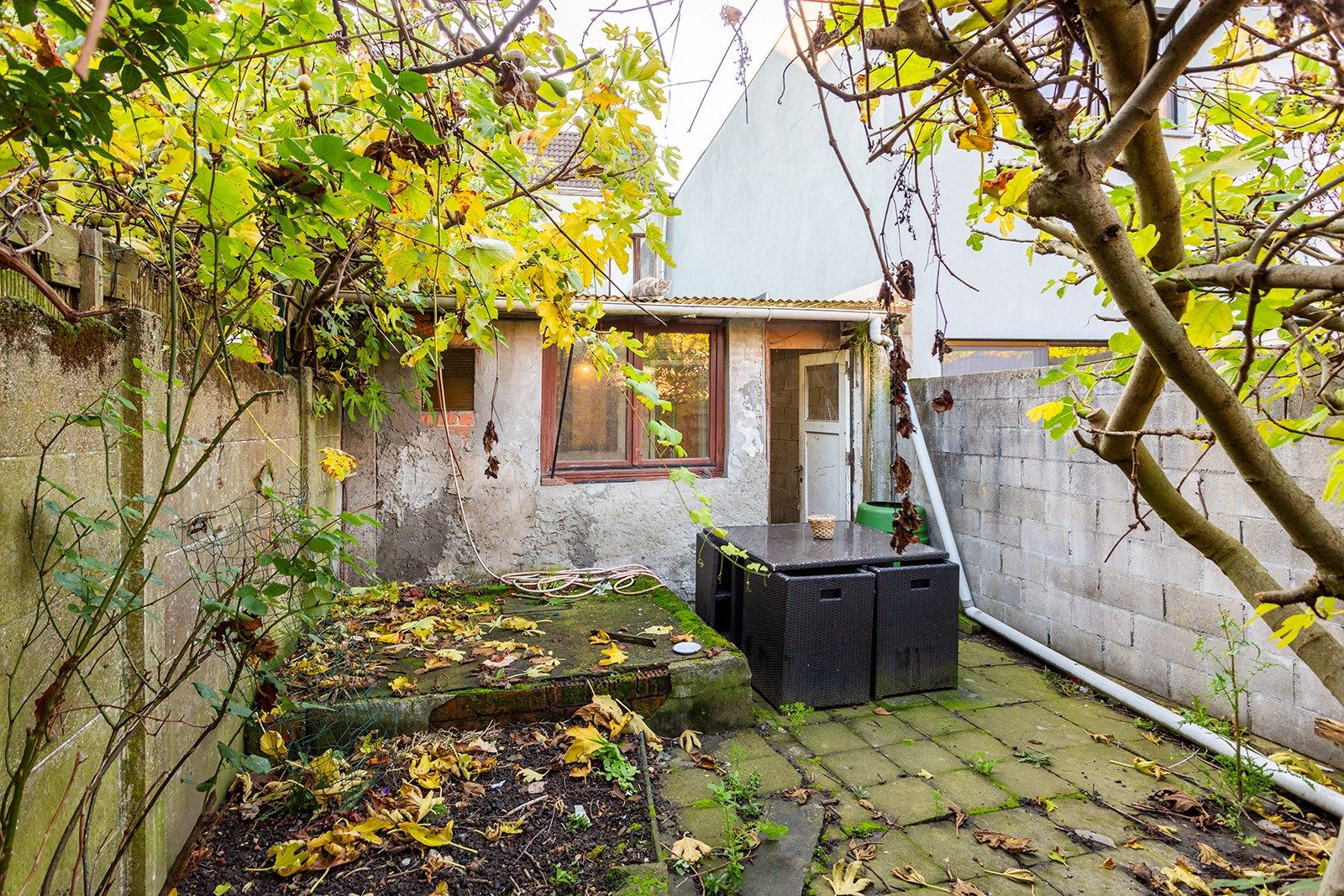 Ontdek deze renovatiewoning met een grote tuin en veel mogelijkheden foto 12