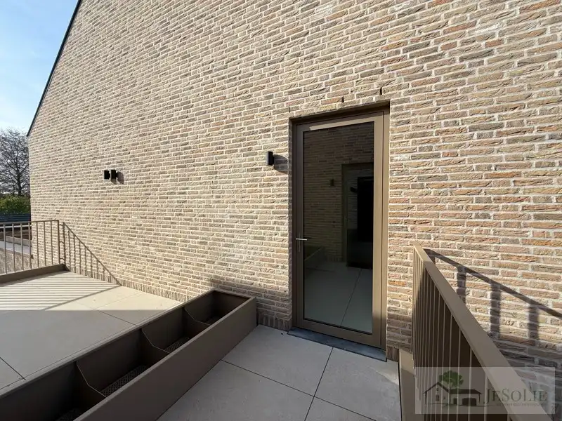 Ruime duplex met 2 slaapkamers foto 2