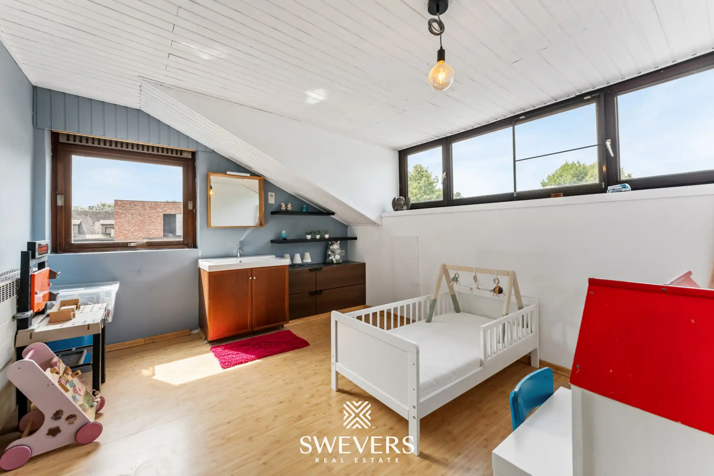 Uitzonderlijk ruime kangoeroewoning met 7 slpk te Hasselt foto 12