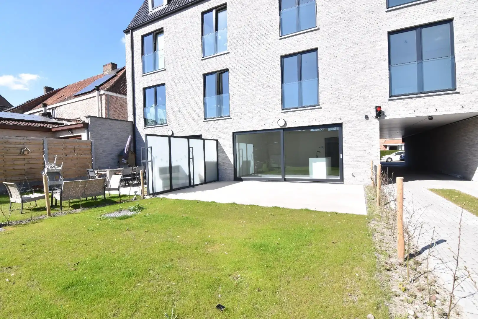 Nieuwbouwappartement gelijkvloers - één slaapkamer foto {{pictureIndex}}