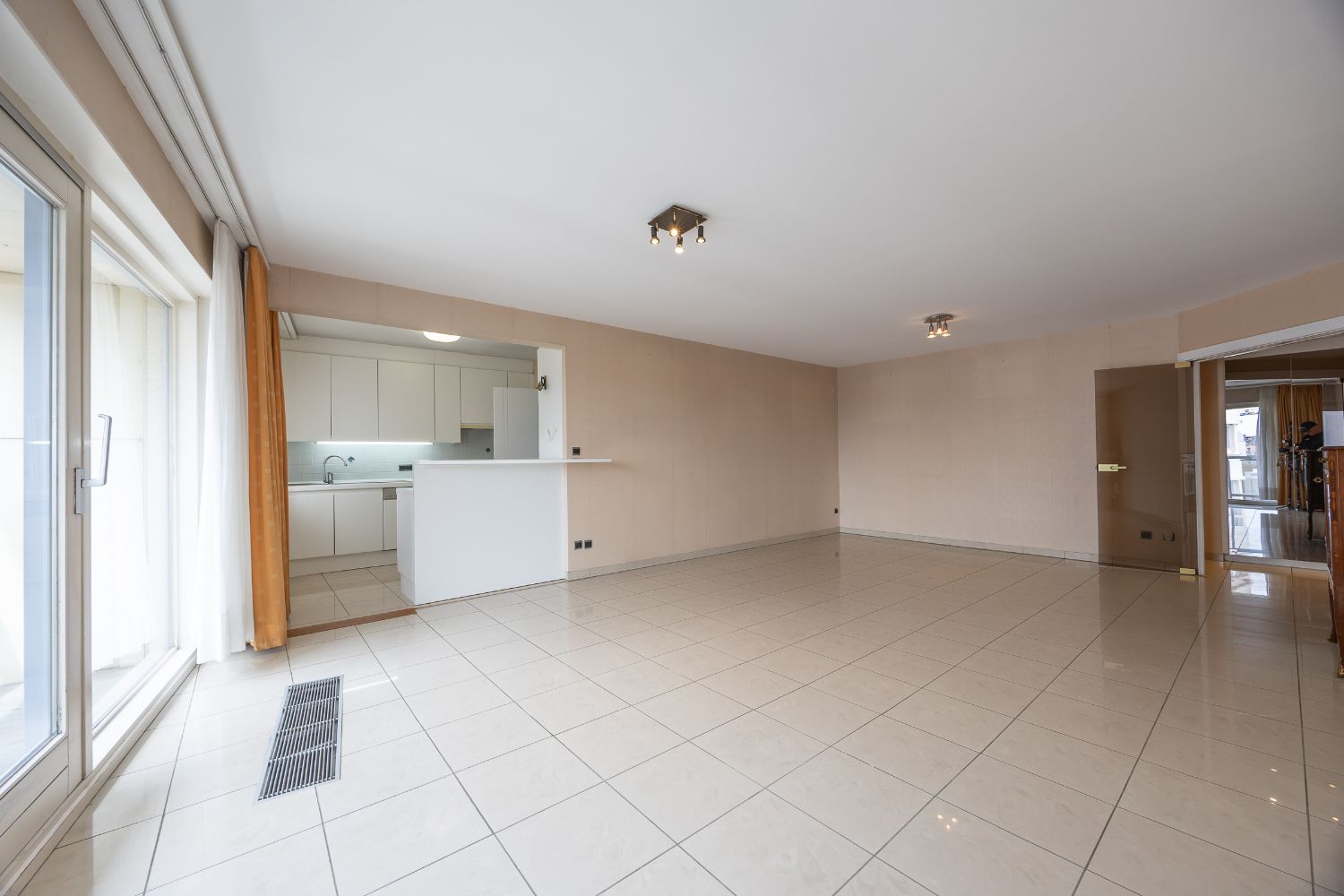 2-slaapkamer appartement aan de jachthaven van Oostende foto 5