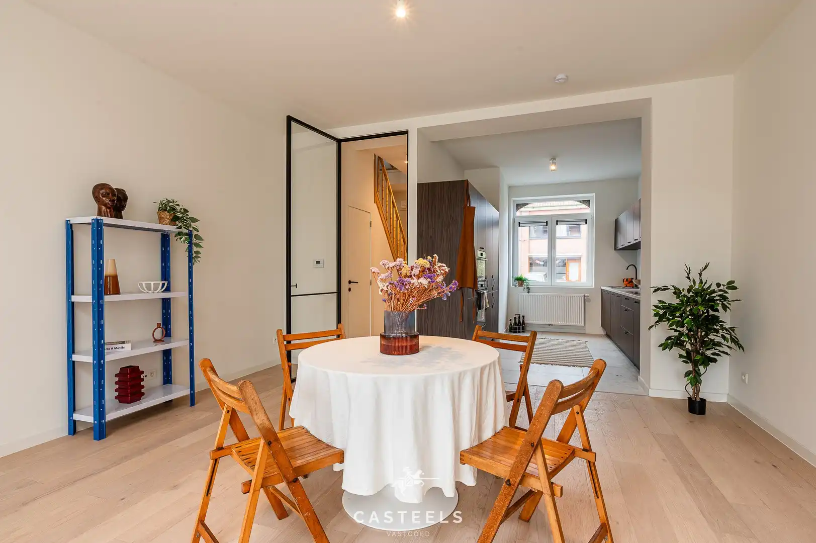 Prachtige gerenoveerde gezinswoning te Merelbeke-Melle foto 7