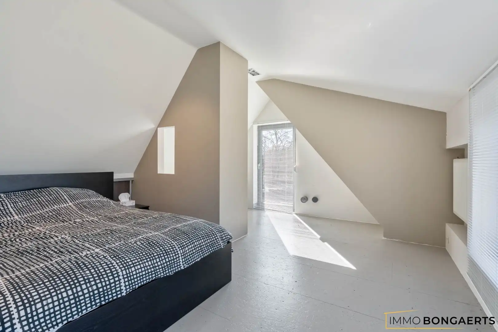 Gerenoveerde woning op een ruim perceel in Opglabbeek foto 24