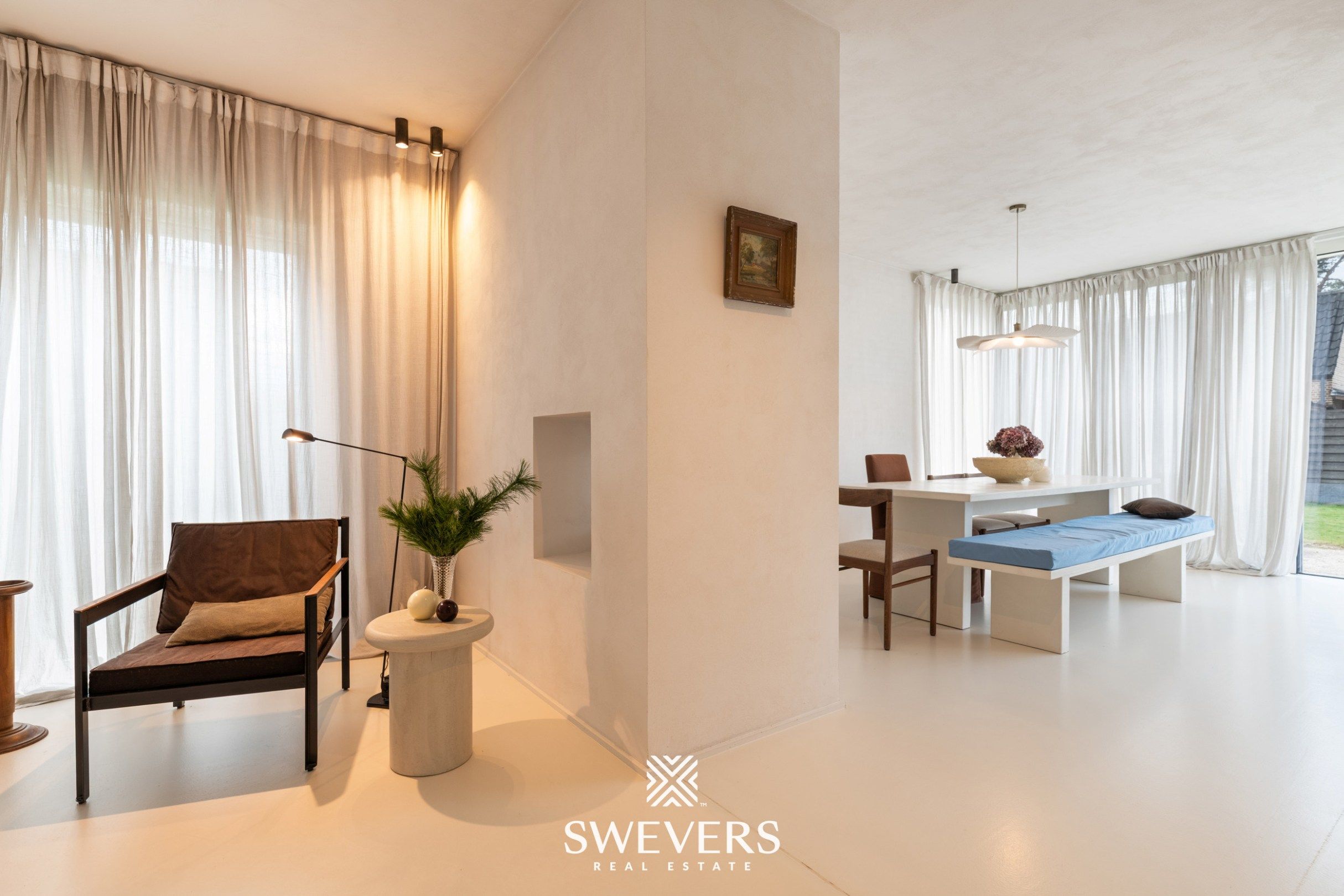 Uitzonderlijk gerenoveerde woning op 9a15 in het rustige Mol-Wezel foto 3