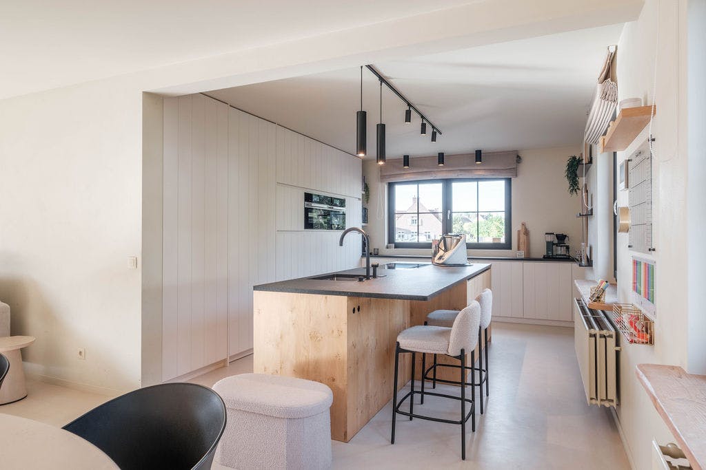 Mooi afgewerkte woning op rustige ligging te koop in Zulte foto 6
