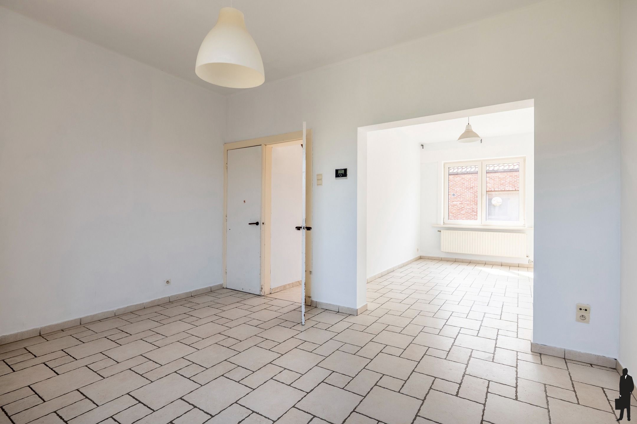 In het centrum gelegen woning met 2 slpk. te Hoogstraten! foto 2