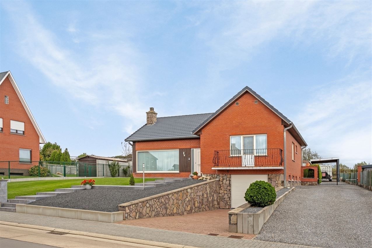 Instapklare woning, 3slk, met weiland 52a foto 35