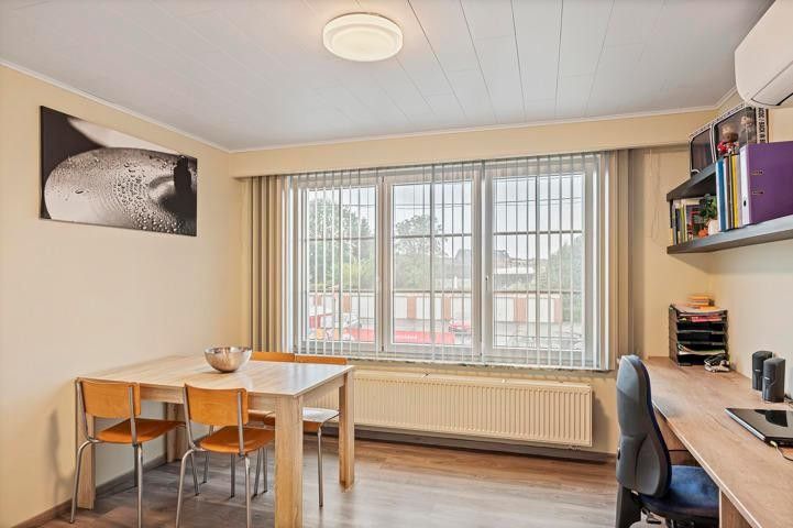 Instapklare woning met garage in hartje Putte – ideaal voor starters of investeerders foto 6