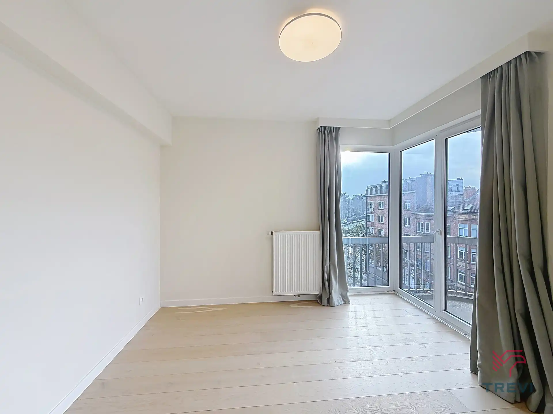 3-kamerappartement in een recent gebouw  foto 11