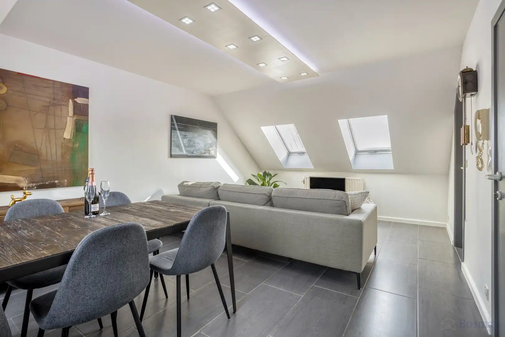 Appartement te koop in centrum Tessenderlo foto {{pictureIndex}}