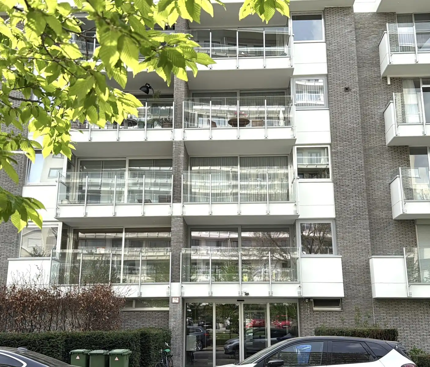 Berchem | Gerenoveerd 2 slpk app + terras  foto 15