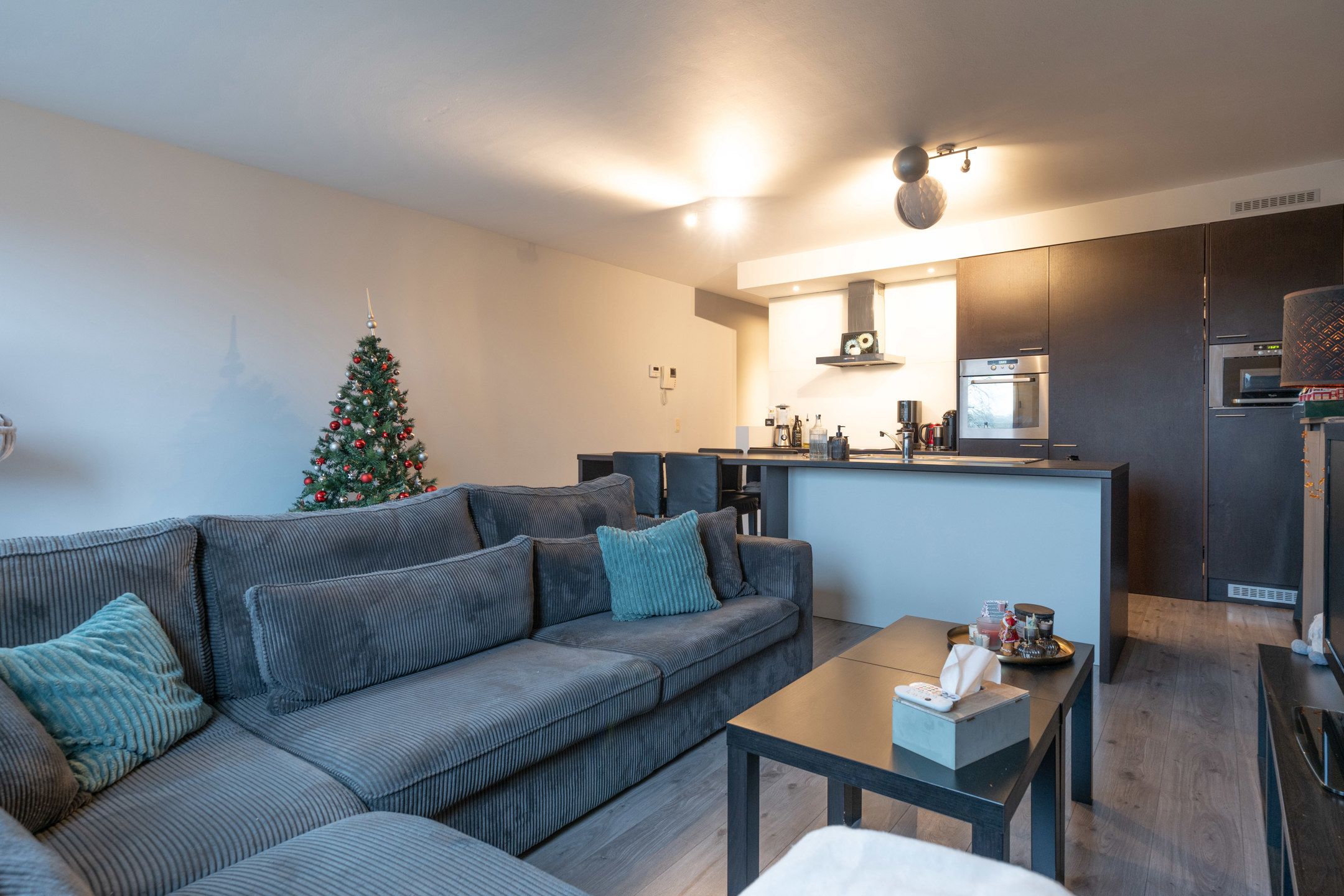 Modern 2slpk appartement met terras te Turnhout. foto 6