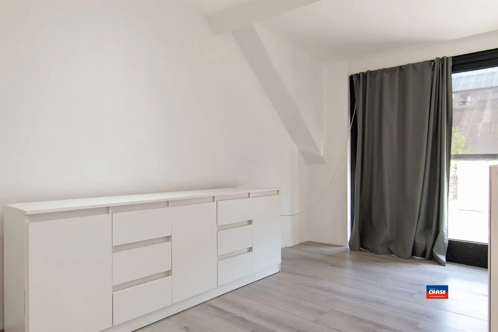 Rijwoning met 3 slaapkamers, 2 badkamers en terras foto 14