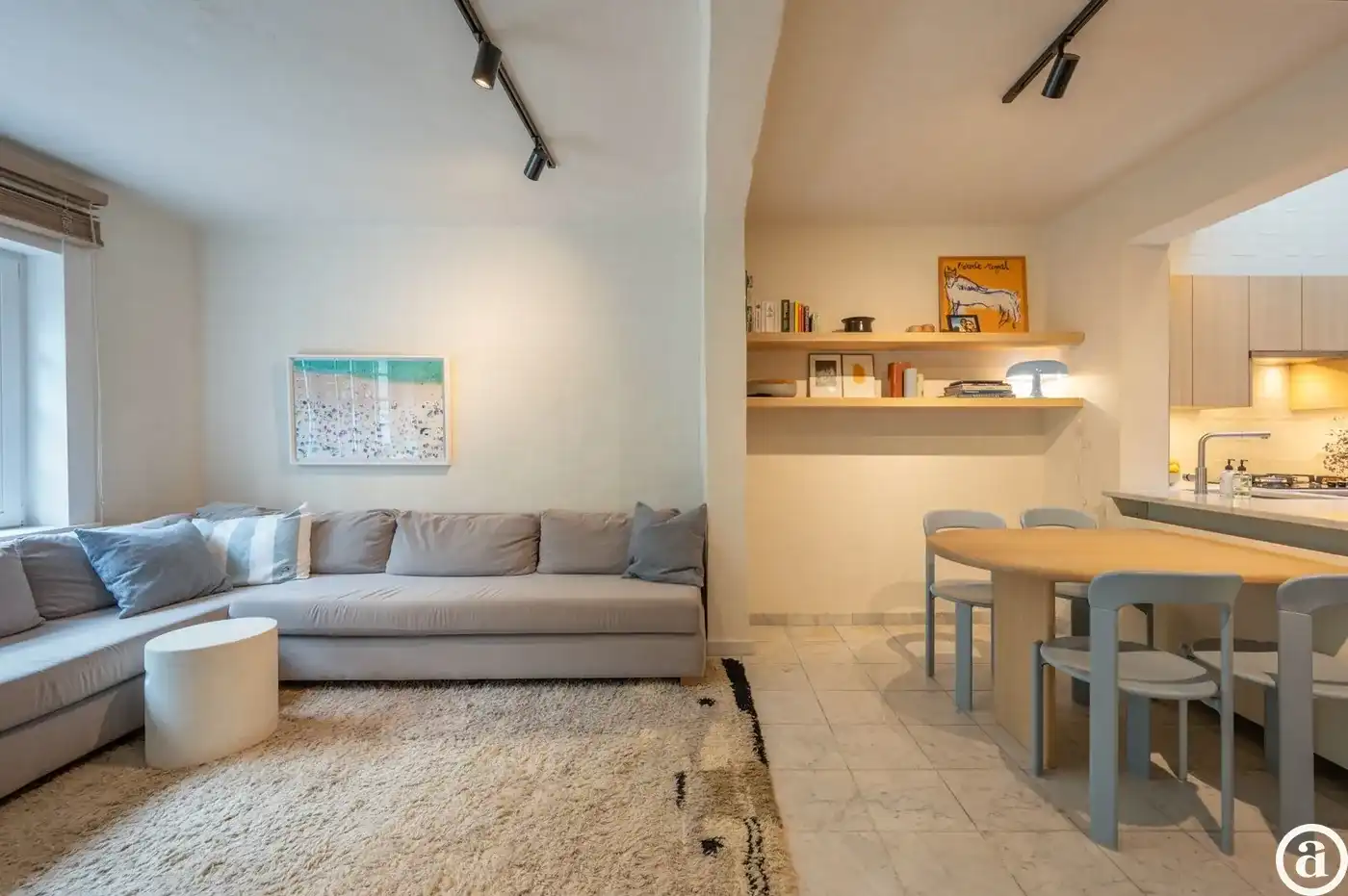 Charmante woning vlakbij Dominicanenkerkje in hartje Zoute. foto 10