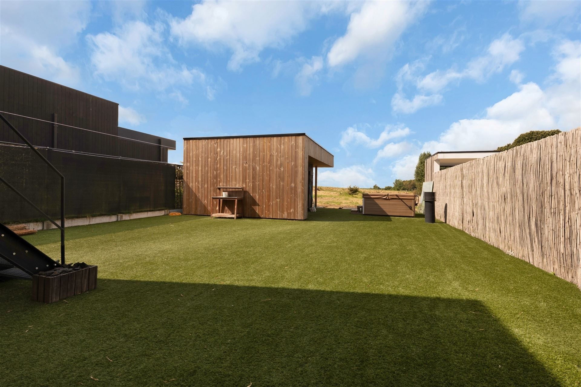 Moderne energiezuinige woning met uniek uitzicht in Gavere foto 12