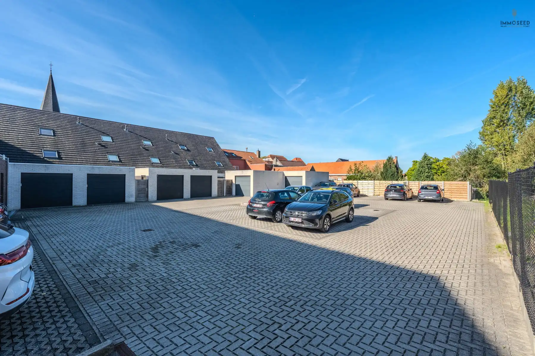 Ruim 2-slaapkamerappartement met zonneterras en eigen autostaanplaats foto 13