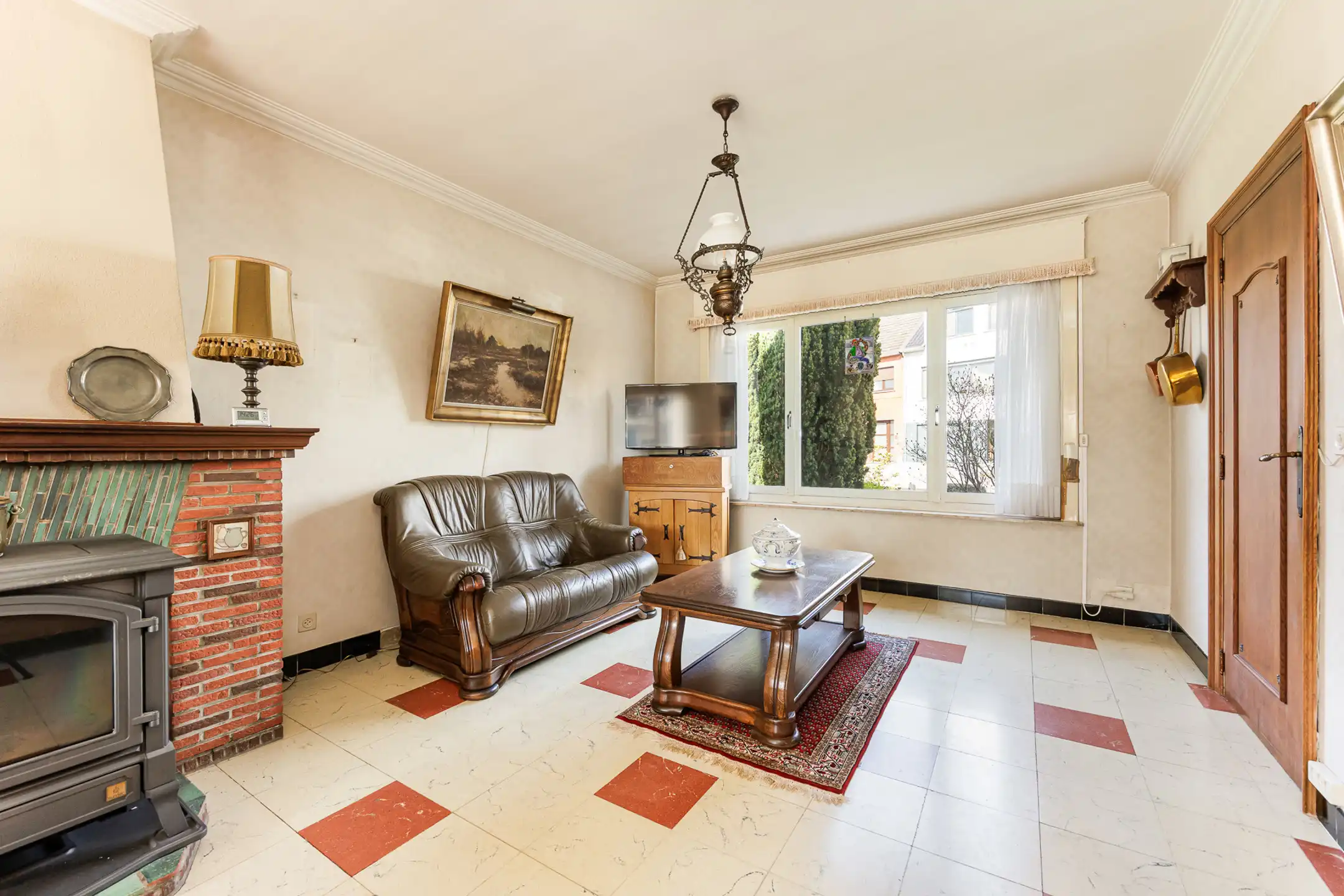 Te renoveren woning op  gunstig gelegen Z-perceel van 523 m² foto 7