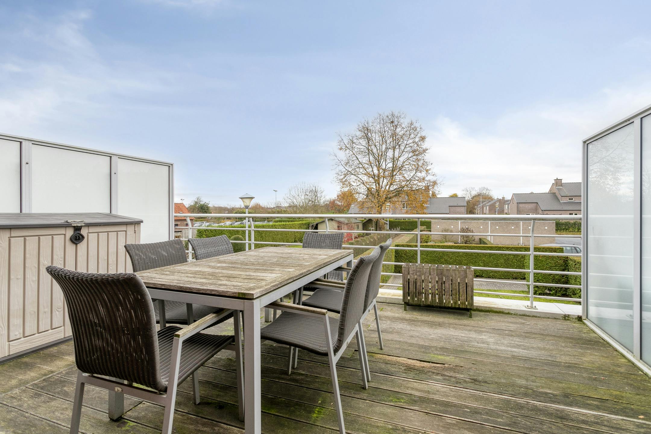 Instapklaar 2-slaapkamerappartement in centrum Merelbeke foto 8