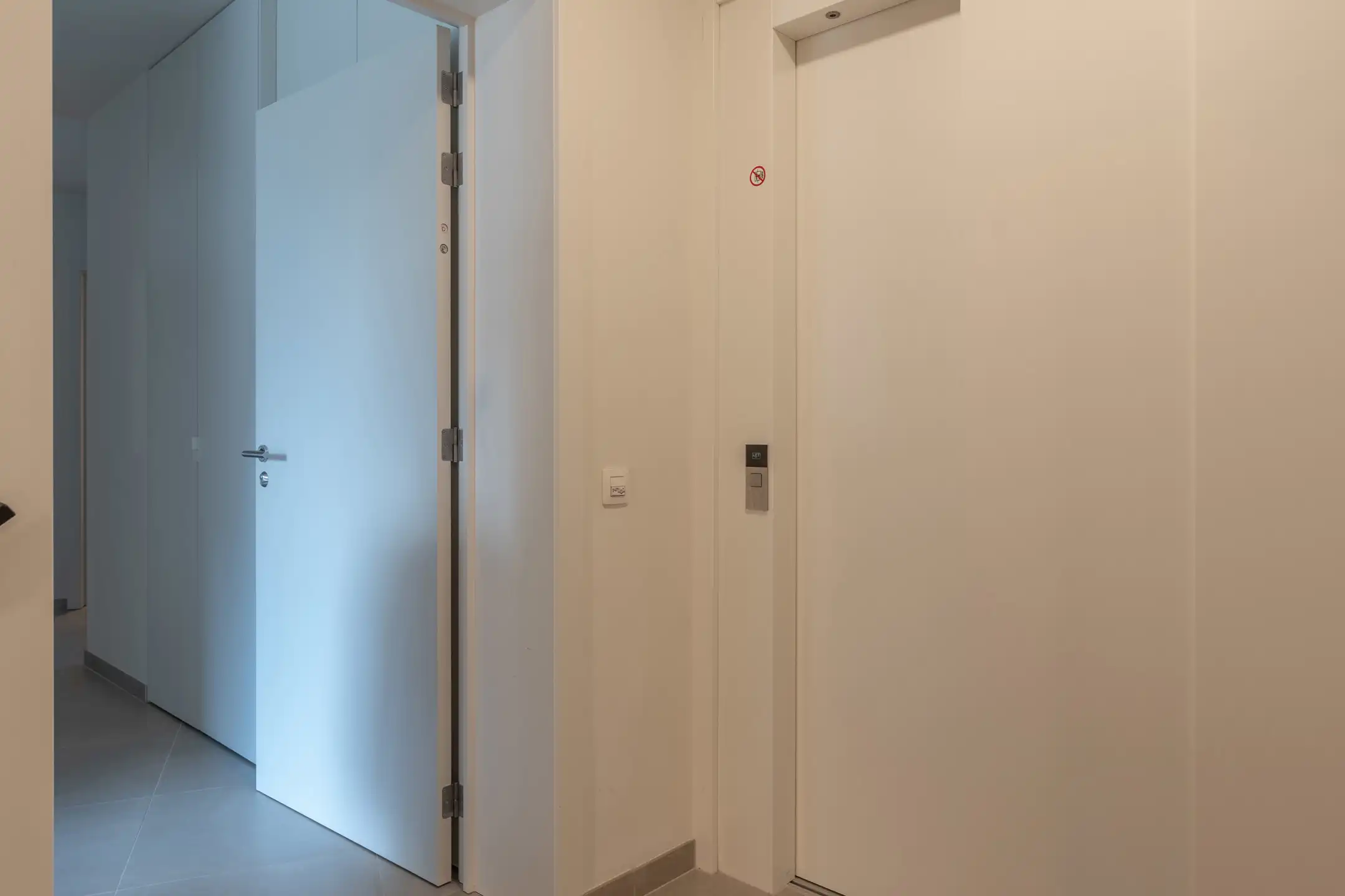 Knap en licht appartement op de eerste verd. met 2 terrassen foto 34