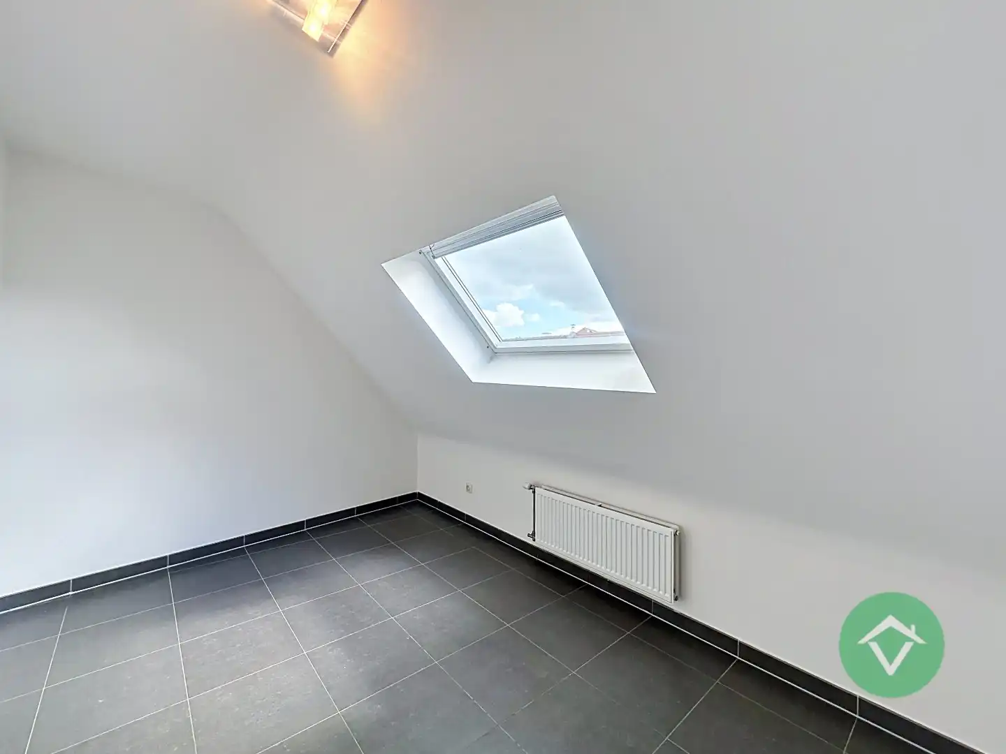 Geïnstalleerd en lichtrijk appartement met twee slaapkamers te Moere, Gistel foto 18