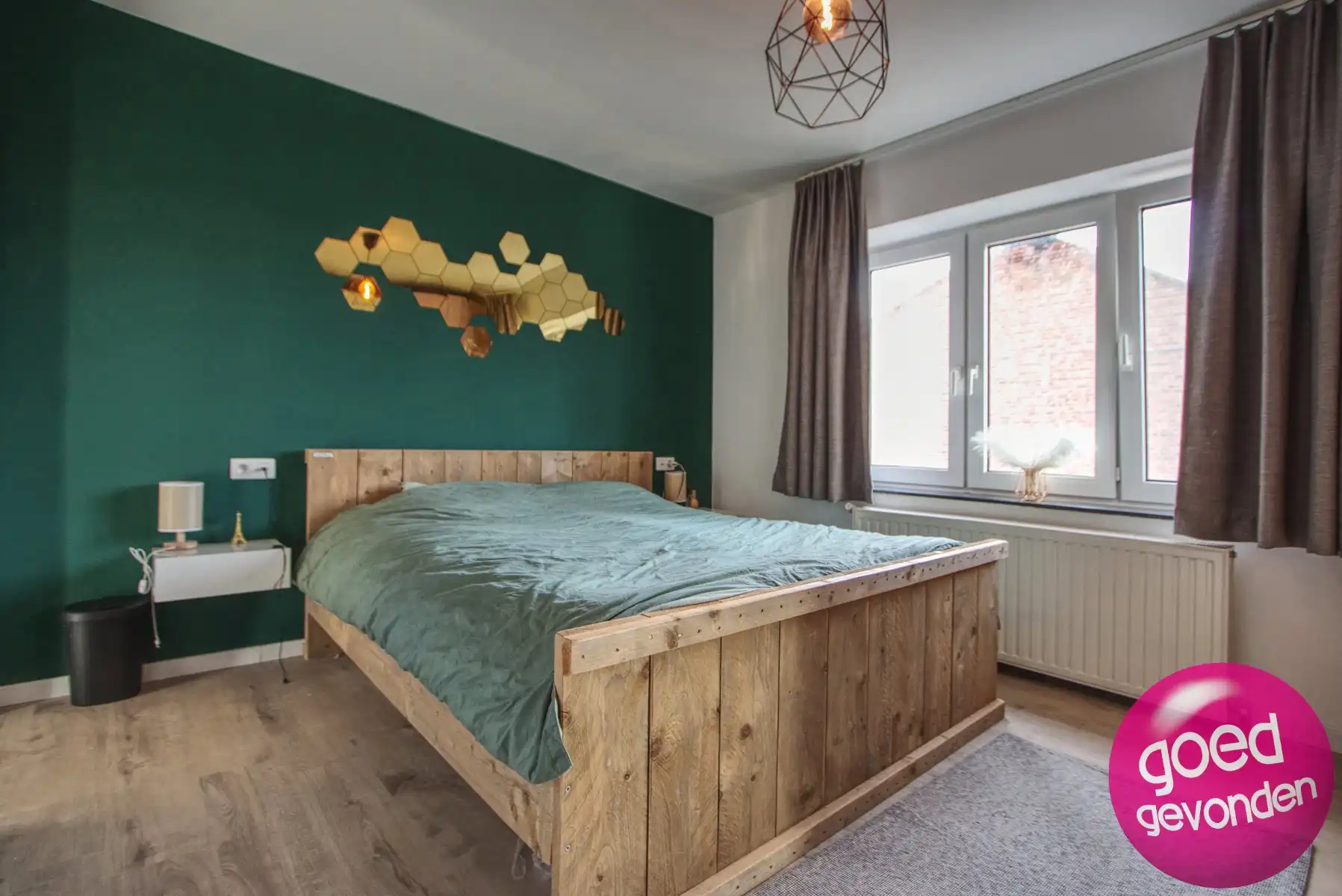 WONING - GERENOVEERD - 4 SLK - TERRAS - TUIN - PARKING foto 21