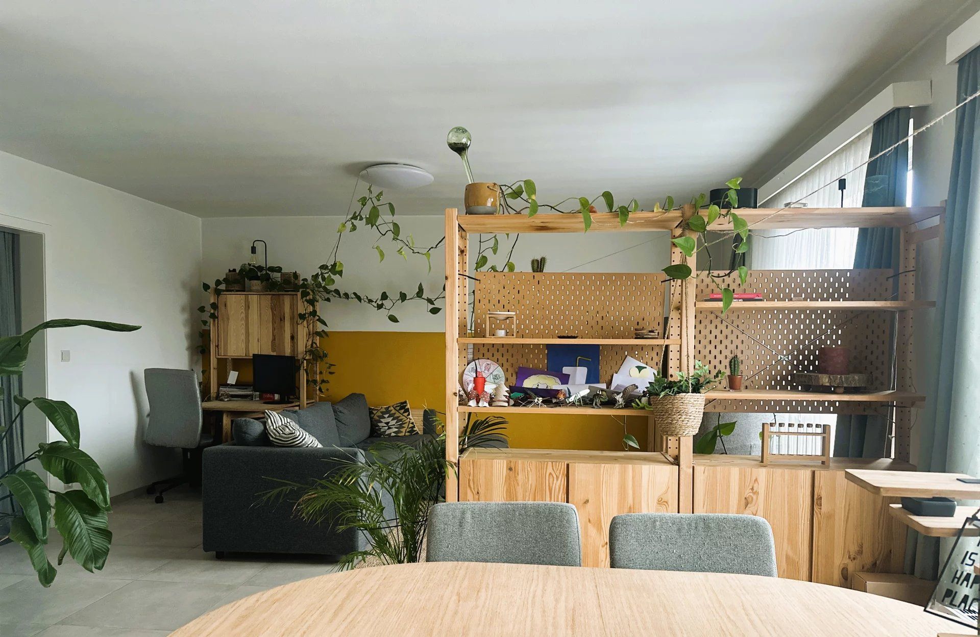 Te Huur: Comfortabel Appartement in Diepenbeek, België foto {{pictureIndex}}