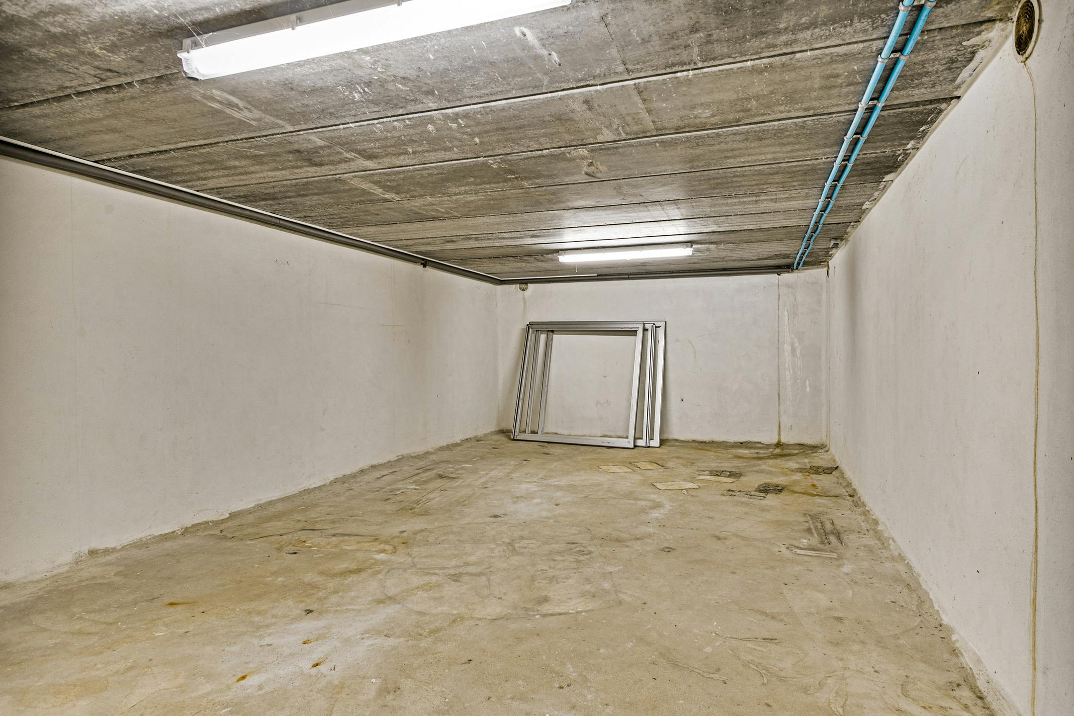 Ruime villa met praktijkruimte te koop in Sint-Baafs-Vijve foto 20