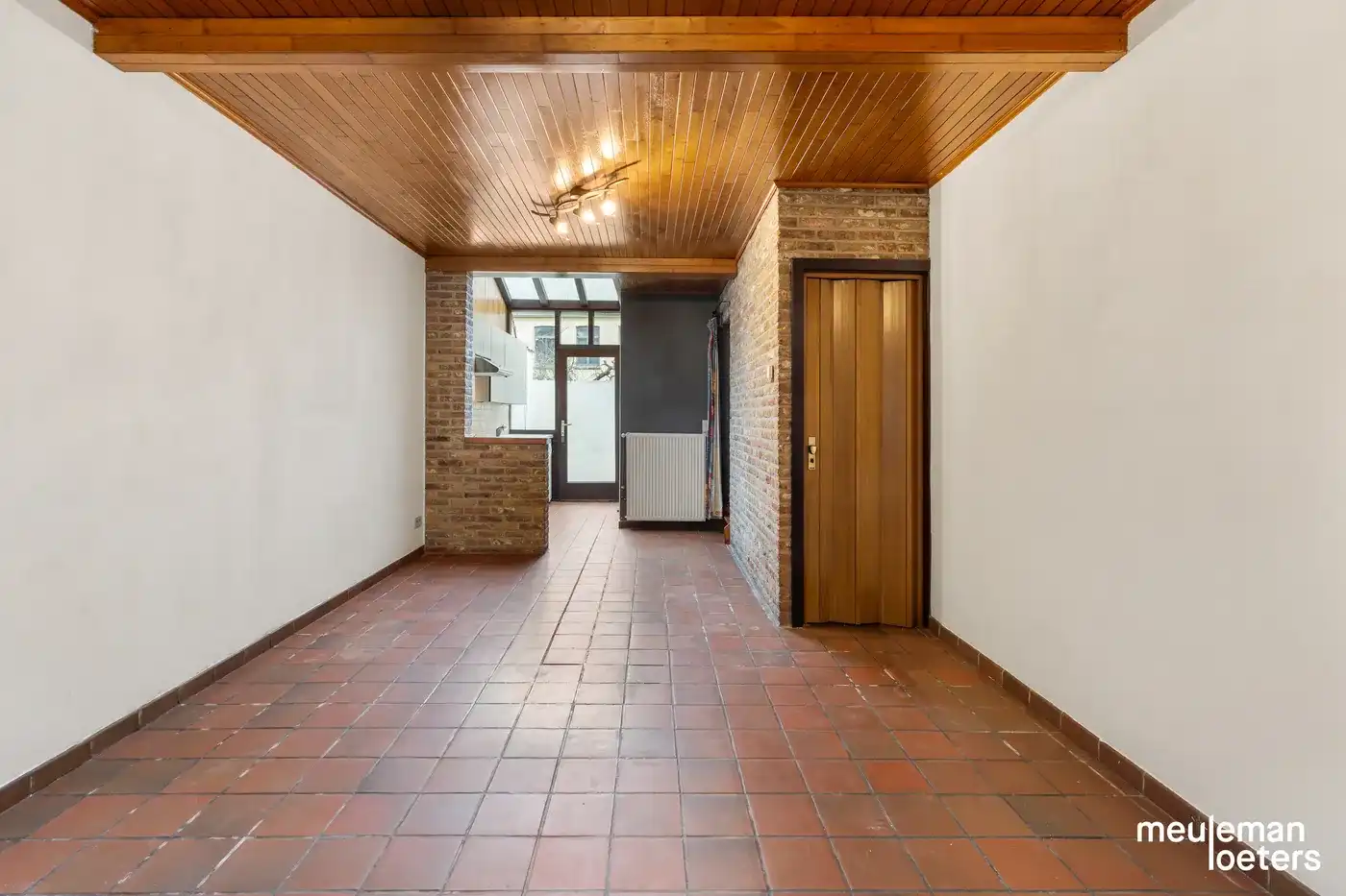 Brugs charmepand met potentieel, vlak bij de Langerei foto 2