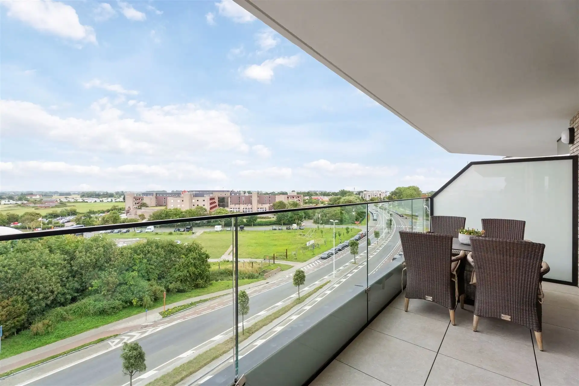 ZUIDGERICHT TERRAS / MODERN foto 4