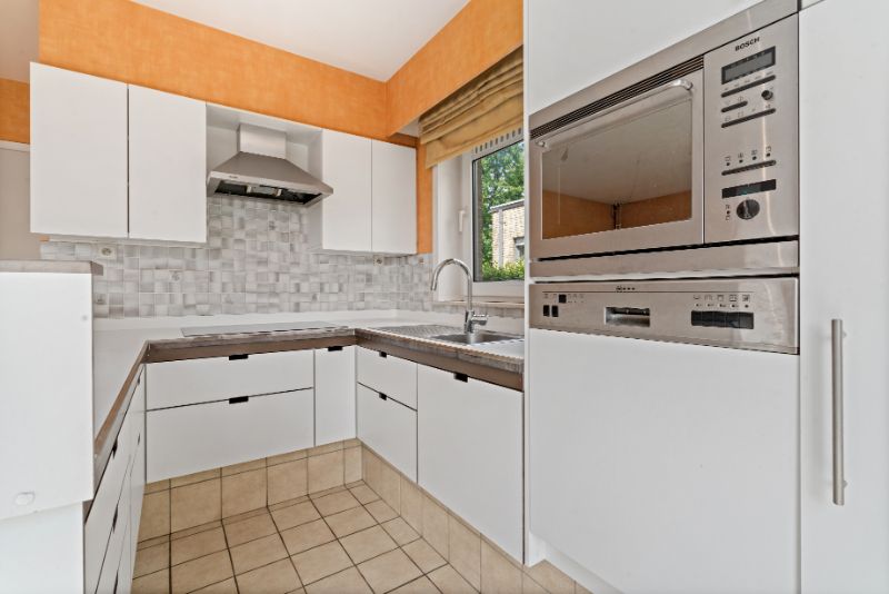 Ruime woning op goed gelegen locatie - 421 m² foto 8