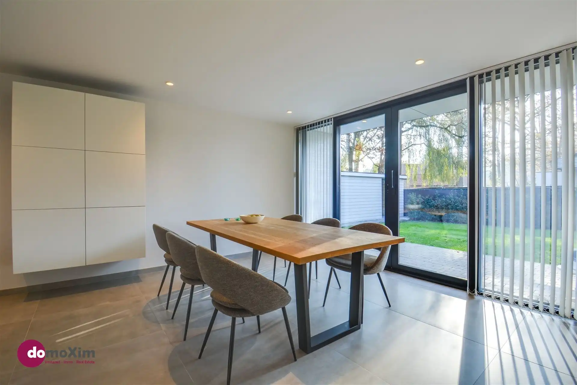 Hoogwaardig afgewerkte, instapklare bungalow in residentiële wijk Lievekensbossen foto 4