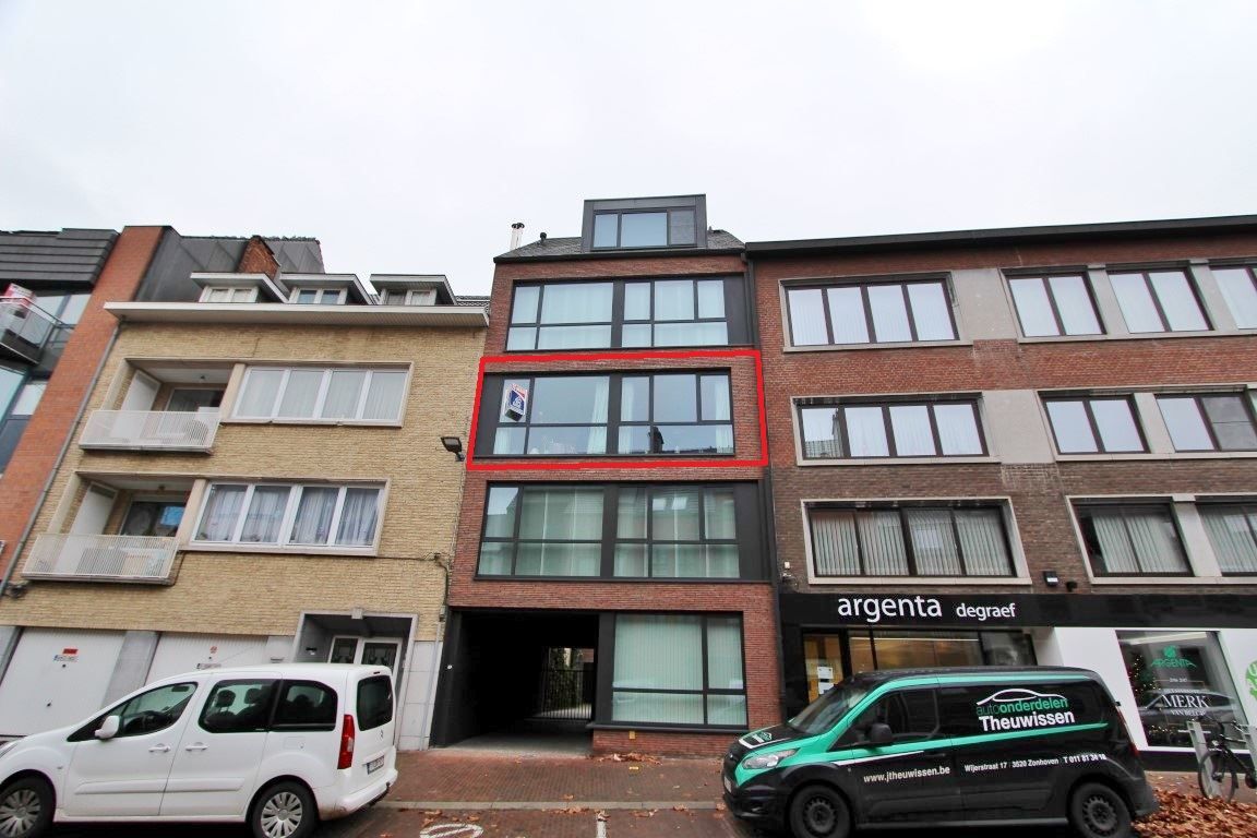 Modern 2-slaapkamer appartement in Sint-Truiden foto {{pictureIndex}}