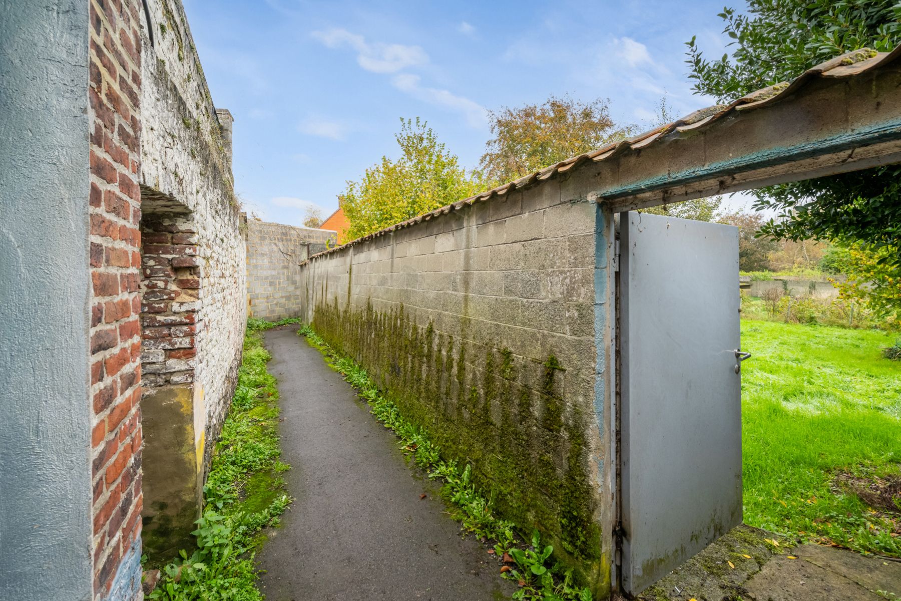 Goed gelegen woonst met ruime loods ( 200 m² ) en tuin  foto 26