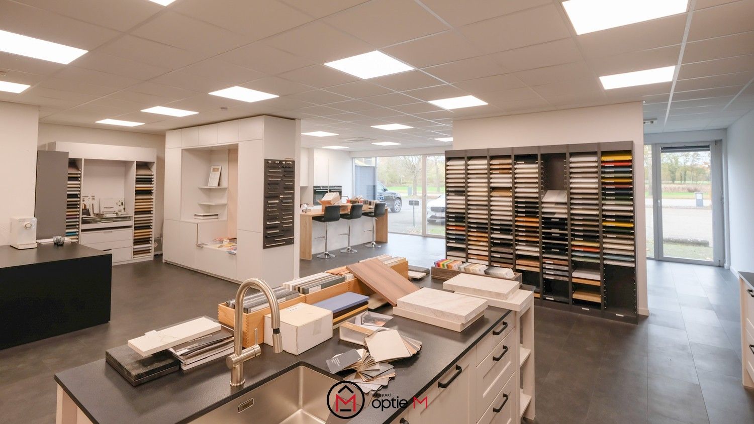 Polyvalente showroom met magazijn te Huur in Paal (Beringen) foto 7