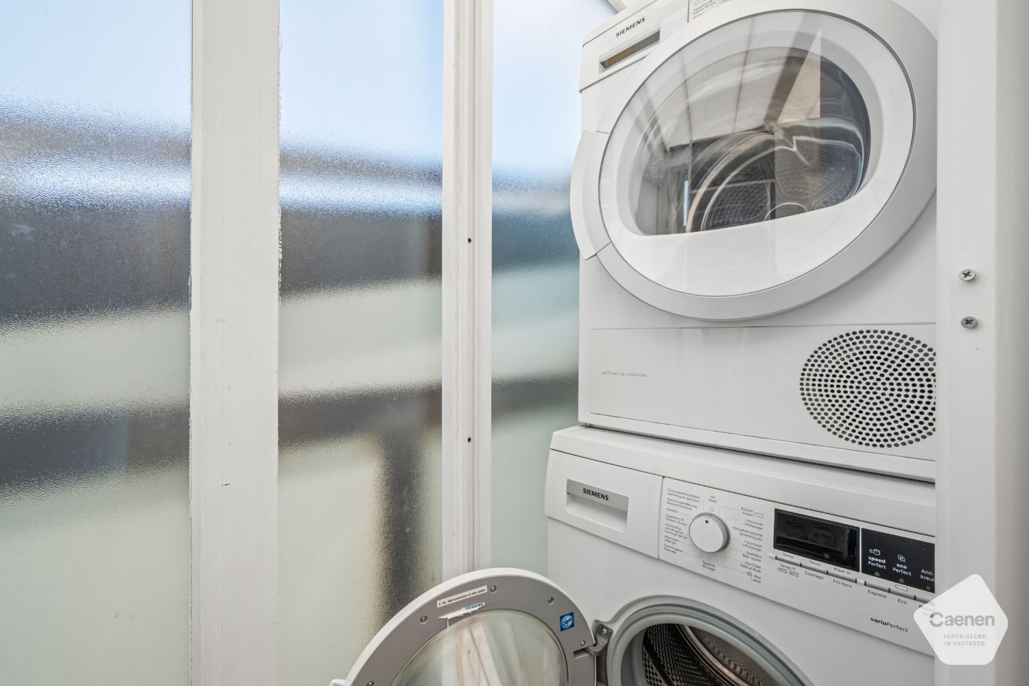 Instapklaar penthouse met een prachtig zicht over de zee foto 17