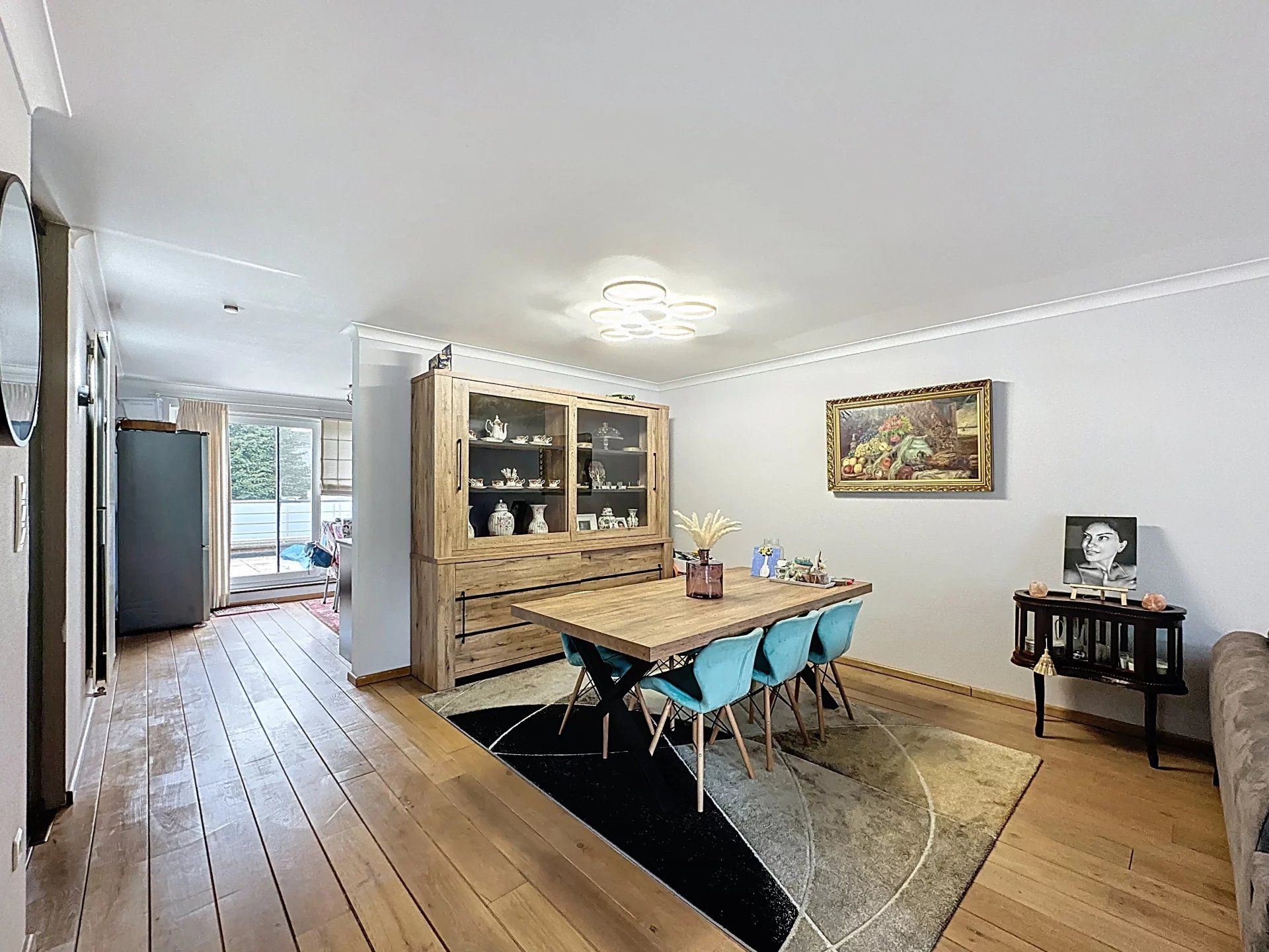 Luxueus duplex appartement met privé-lift, 3 slaapkamers, terras, ondergrondse parkeerplaats en ruime kelderberging. foto 4