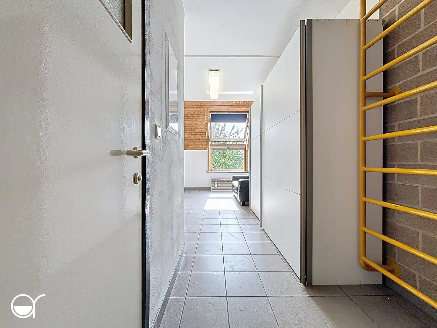 Woning met 5 studio's foto 15