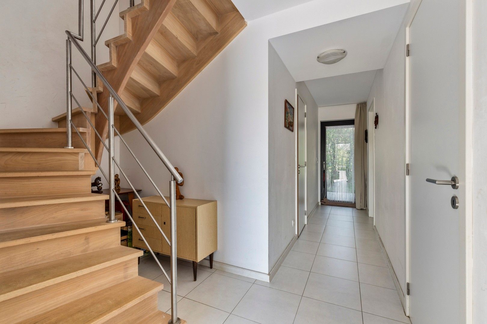 MODERNE, RUIME EN ENERGIEZUINIGE GEZINSWONING MET TUIN, GARAGE, 3 TERRASSEN EN 4 SLPKS OP TOPLOCATIE IN GENT foto 3