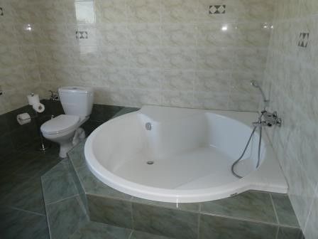 Zeer ruime  woning - 4 slpk + multifunctionele ruimte + tuin foto 11