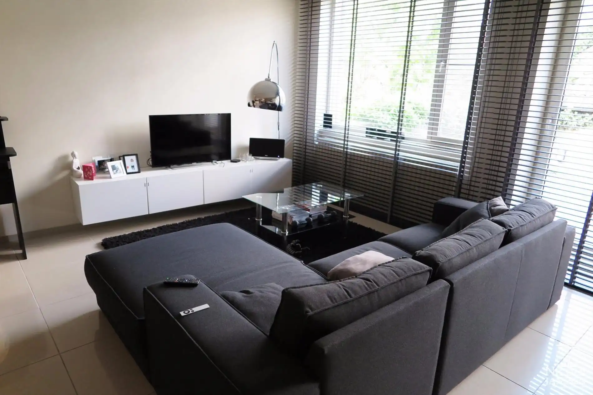 Mooi instapklaar appartement in het centrum van Maaseik foto 5