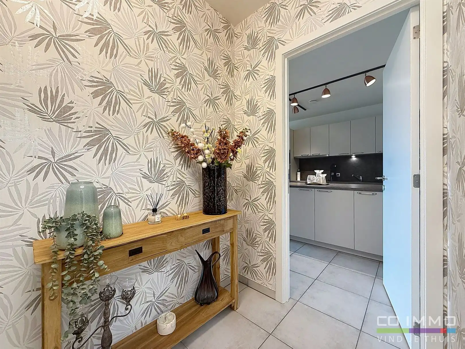 Instapklaar appartement, 1 slpk, autostaanpl. en kelder foto 4