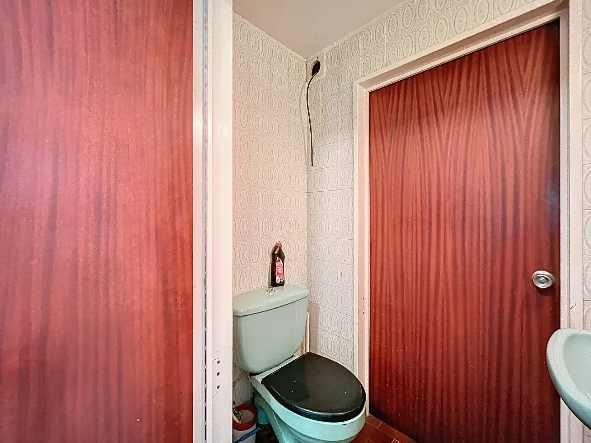 Ruime woning met 4 slaapkamers en garage gelegen in gunstige omgeving te Zwijndrecht! foto 17