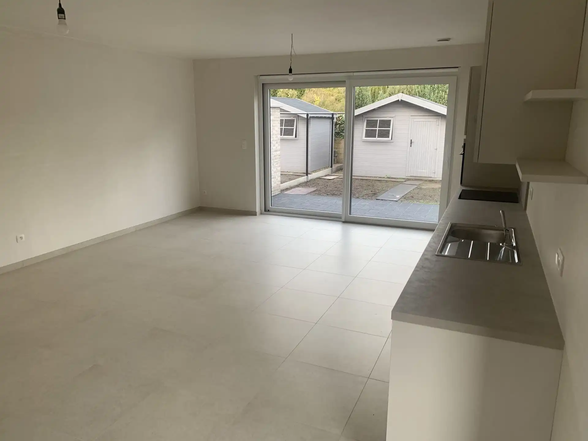 Nieuwbouwwoning met 3 slaapkamers en tuin foto 8