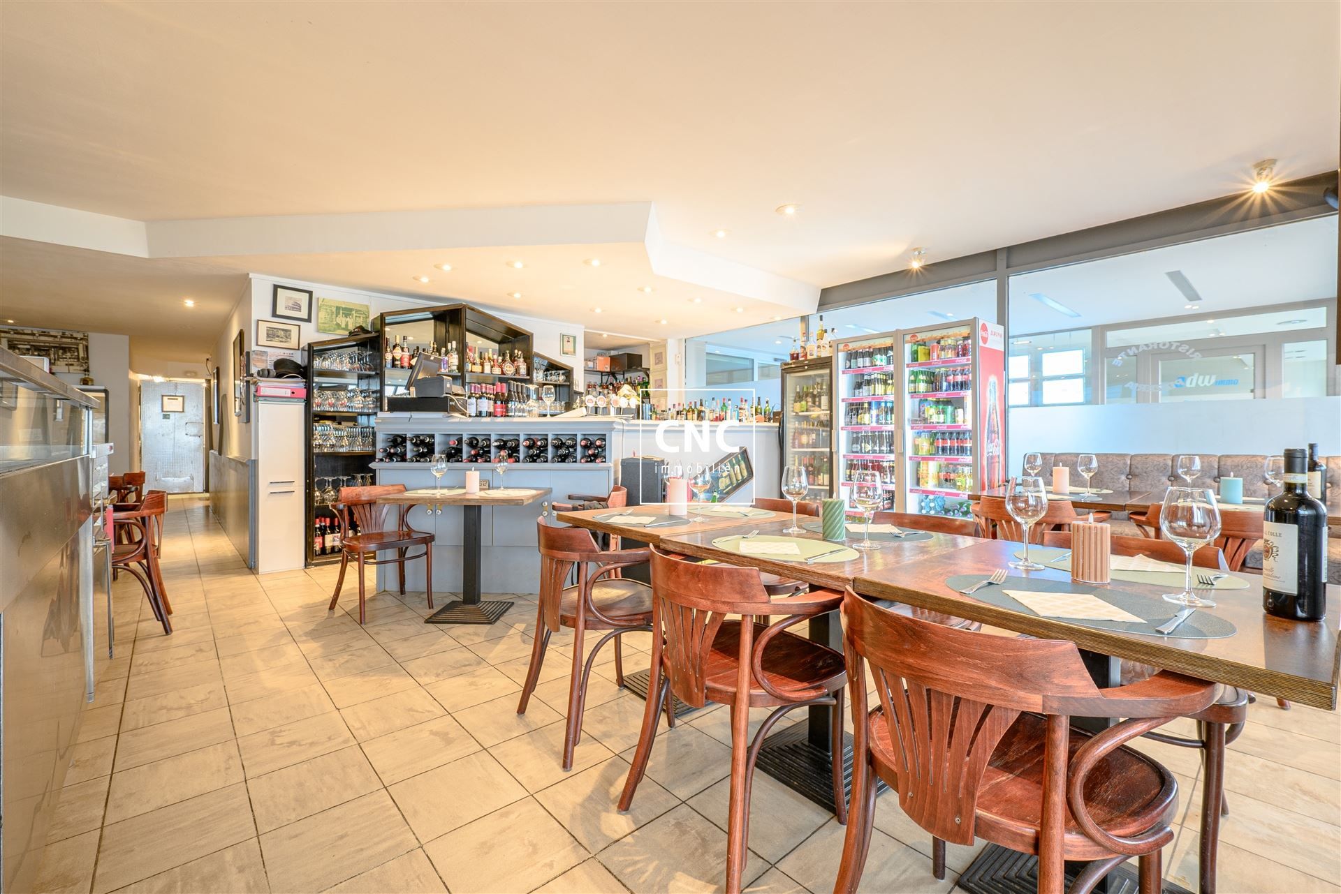 Zeer ruim en instapklaar handelspand aan Zeedijk-Heist foto 7