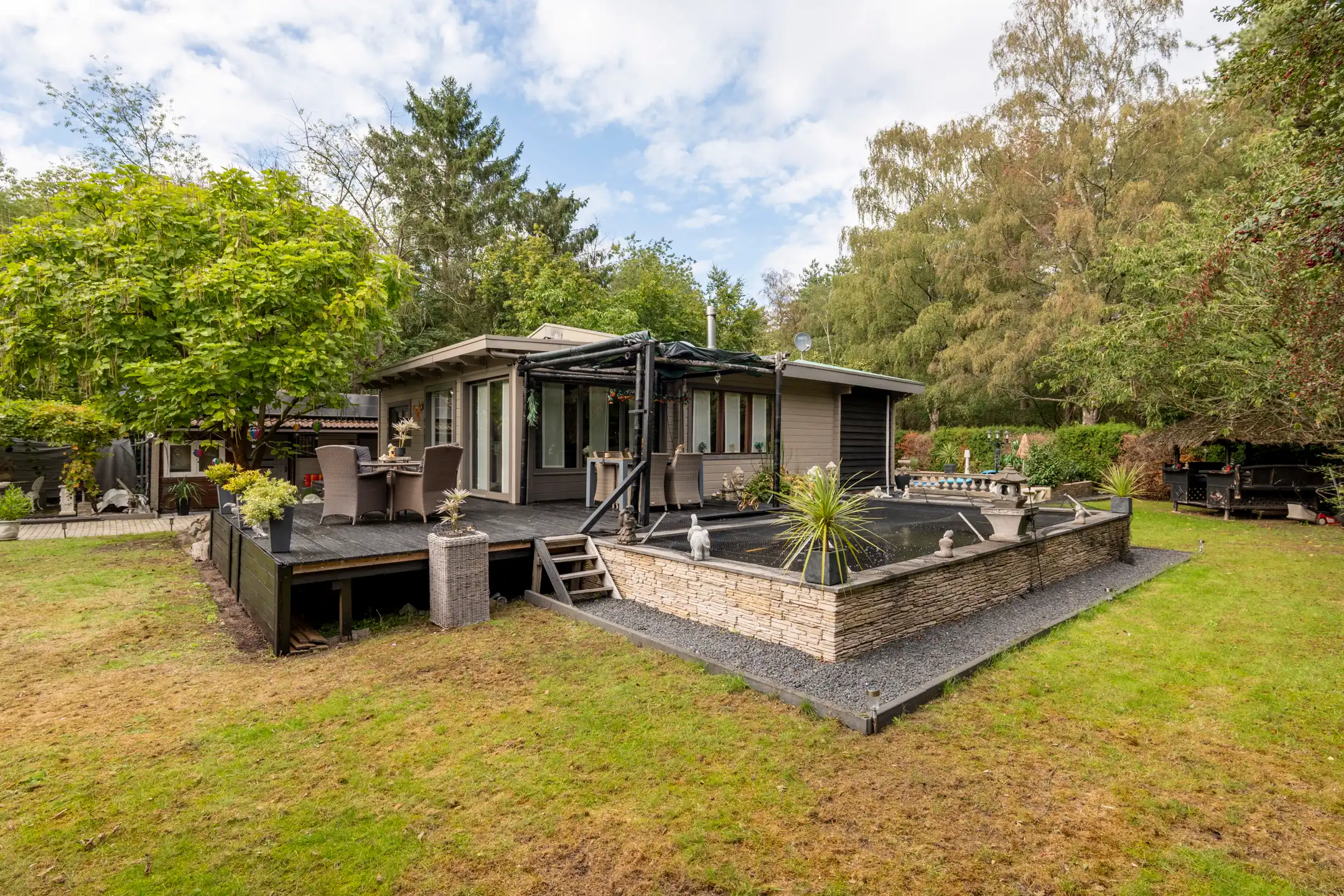 Mooi gelegen chalet op 528m² in Poppel nabij NL grens. foto 3