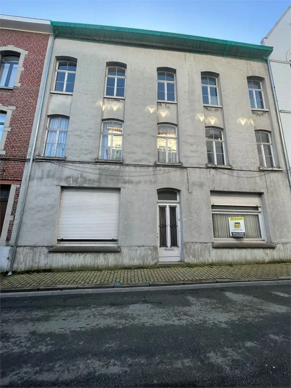 Te renoveren pand in het centrum foto 2